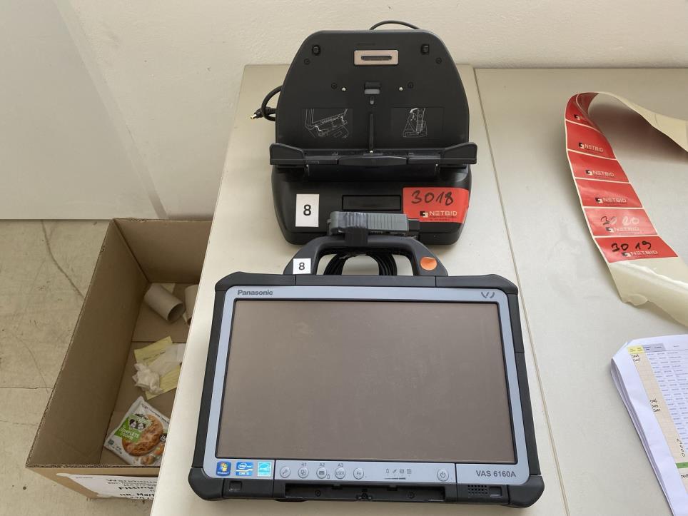 Metal working machines and work equipment (safety shoes)-1